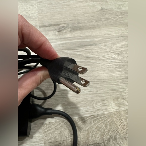 CH36 Genuine Dell 65W AC Power Adapter Charger 19.5V HA65NM130 - Picture 3 of 4